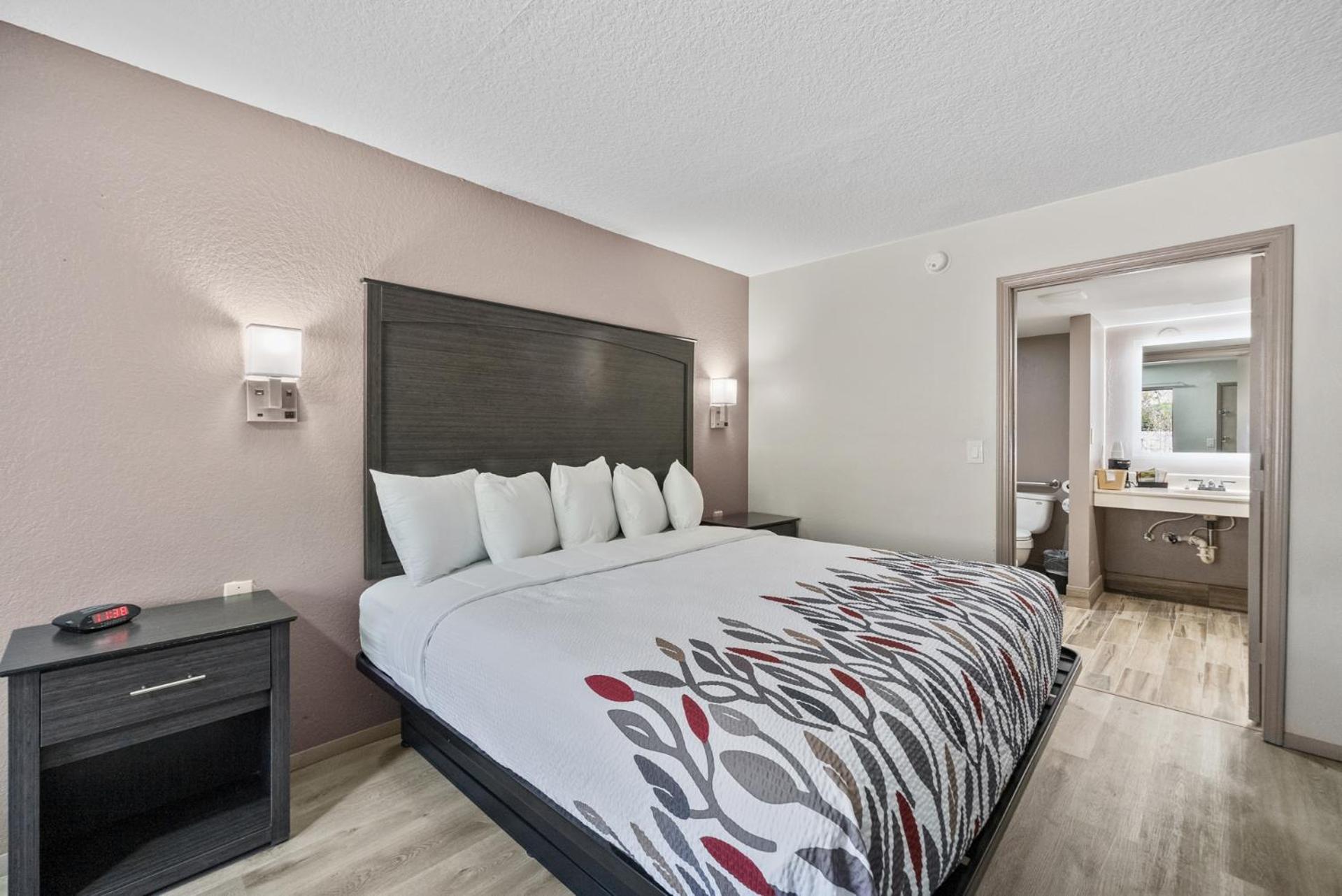 Executive Inn - Panama City Beach Upper Grand Lagoon Bagian luar foto