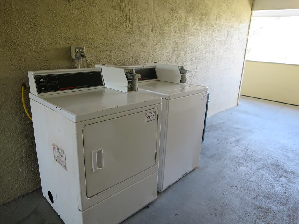 Executive Inn - Panama City Beach Upper Grand Lagoon Bagian luar foto