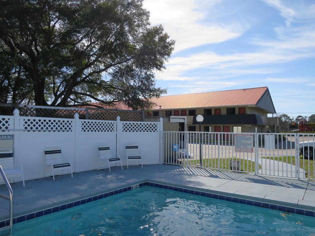 Executive Inn - Panama City Beach Upper Grand Lagoon Bagian luar foto
